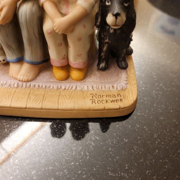 Vintage Norman Rockwell Santa's Visit Figurine - Picture 4 of 4